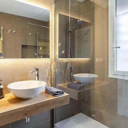 Canela Homes Costa Casa Aila * Castelldefels